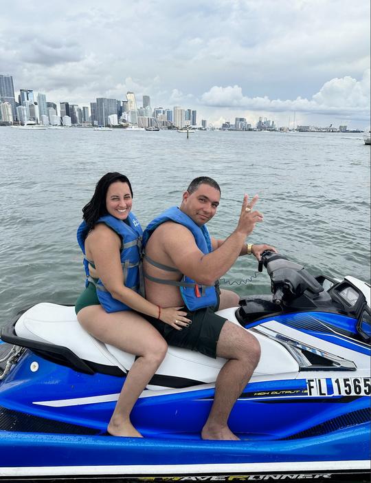 ALQUILER DE MOTOS ACUÁTICAS, PASEO EN BARCO GRATIS INCLUIDO EN MIAMI