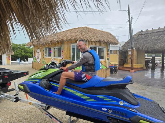 Aluguel de jet ski em Six Fins 