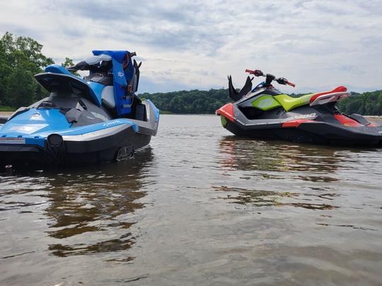 Jet Set On Mt Isle Lake With These Sea-Doo Jet Ski's