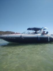 Location de yacht à moteur de 27 pieds à Arraial do Cabo, Rio de Janeiro, Brésil