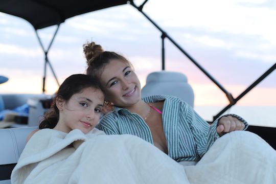 Passeio de barco ao pôr do sol em Nápoles - Tudo o que você precisa está incluído!