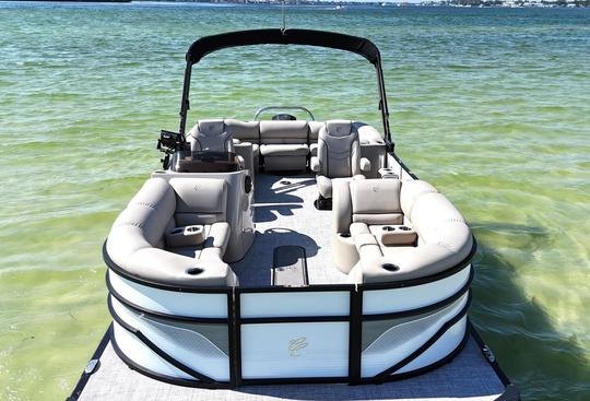 Nouveau bateau Tritoon Cypress Cay de 23 pieds 2021 à louer à Holmes Beach !