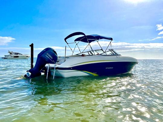 Stingray 234 LR, for 12 people, Cape Coral at Rosen Park & Boat ramp!