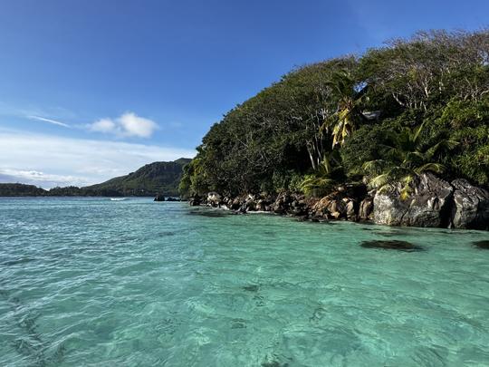 Excursión privada de día completo en barco (Ste Anne) al Parque Marino 