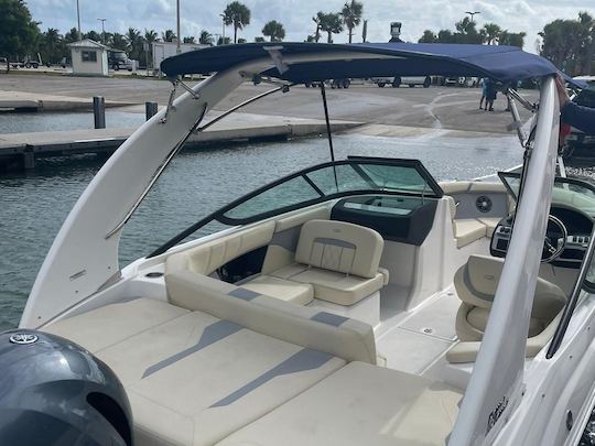 2023 Regal Brandnew Boat. Great for friends, family and kids!