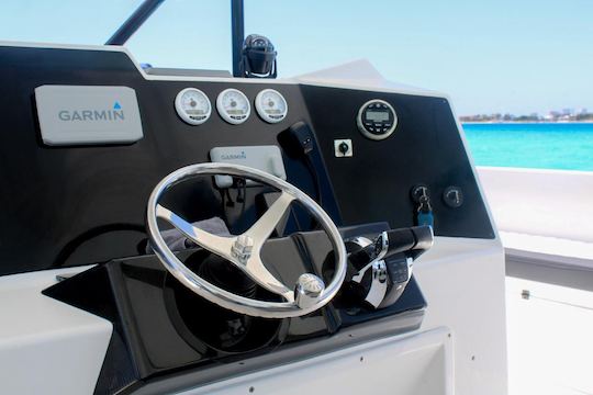 El único barco para grupos grandes en Cancún (hasta 60 personas)