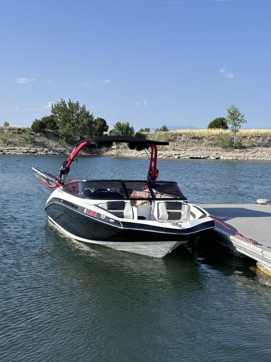 Pueblo Jet Boat Entertainment 2020 pour 5 personnes