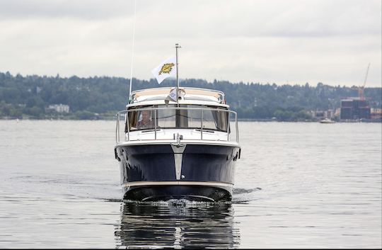 Ranger Tug Cruising Boat - Des Moines Explore the puget sound - Weekday Special!