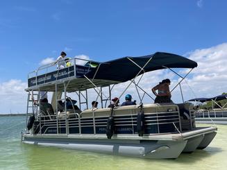 ¡Pontón Party Cruiser de 28 pies con tobogán! - ¡Disfruta de Cancún e Isla Mujeres!