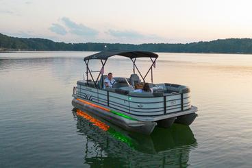 24' Luxury 200 HP, TriToon Boat Rental on Lake Lanier!