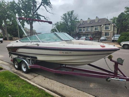 10 Person 22ft Chaparral with a 7.3 engine 