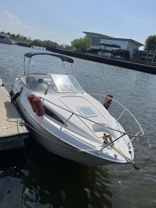 Family fun Bayliner boat NJ/NYC