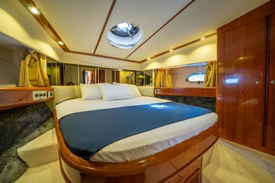 Fairline 59 luxury motor yacht with a capacity of 6 people in Gocek 