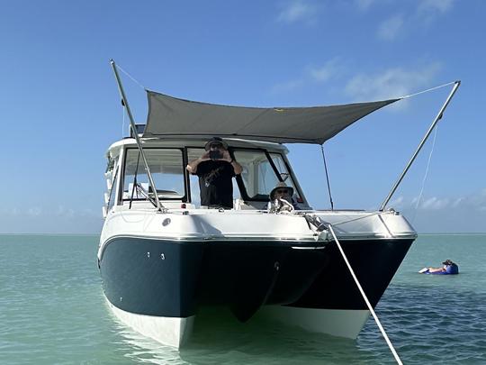 Key Largo Luxury 32 foot Worldcat Multi Activity Charter Up To 6 Passengers