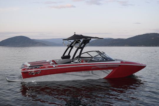 Tige R20 Surf boat for Rent in the Okanagan