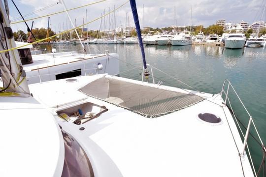 CATAMARAN LIPARI 41 ON THE COSTA BRAVA