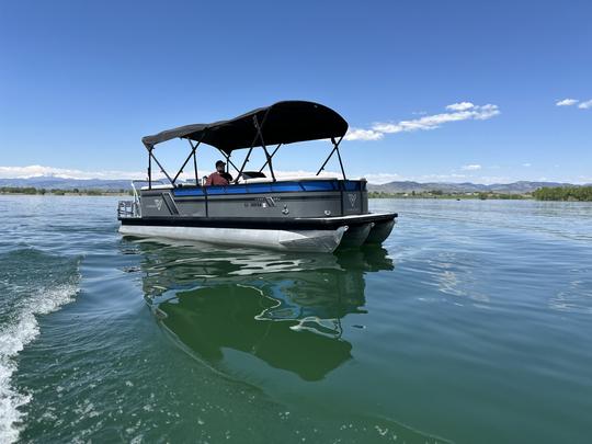 Location de bateau ponton Viaggio Lago L22U à Loveland, Colorado