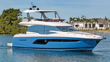 "VayCay" 52' Prestige in Anna Maria Island, FL