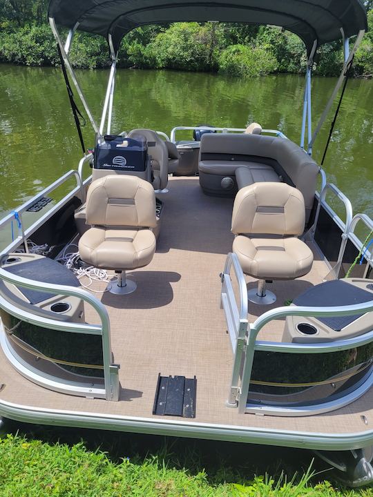 2022 18 pieds Bateau ponton Suntracker