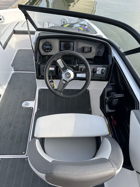 2023 Yamaha AR190 - Perfect Day on the Water!