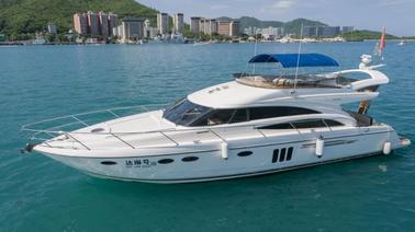 Yate a motor Princess de 58 pies en Shanghai Shi