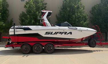 2024 Supra SL 550 Wake/Surf Boat Rental in Loveland, Colorado