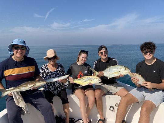 Viagem de pesca privada em Dubai - até 12 pessoas