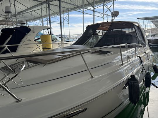 35 Foot Chaparral Signature Cabin Cruiser