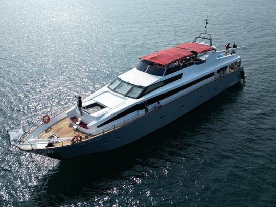 110ft Super Yacht - Enjoy Bliss in Chonburi - Pattaya