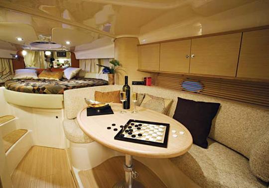 Sessa Marine C35 Luxury Cruise Boat