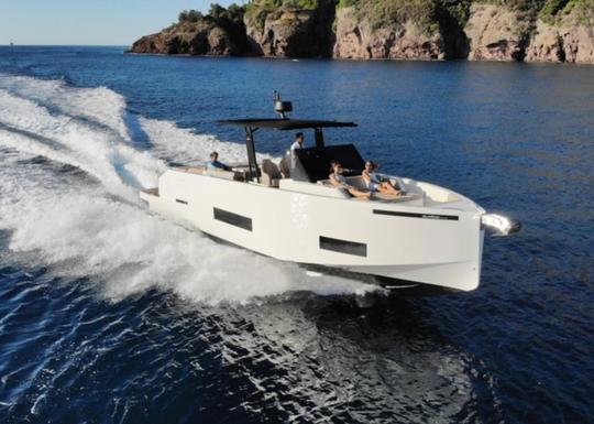 Alquiler de veleros a motor De Antonio D42 Open Enjoy en Eivissa, Illes Balears