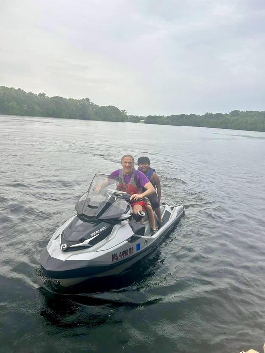 Jet Ski Rides and Lessons Available In Haverhill On Merrimac River