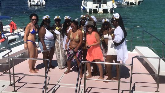 Location d'un yacht VIP haut de gamme pour une journée complète : capitaine privé et équipage à Punta Cana