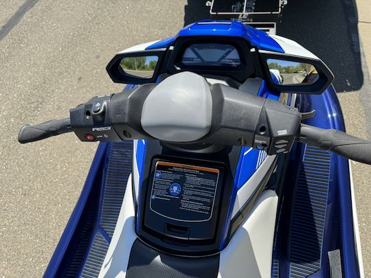 Nueva moto acuática Yamaha VX Cruiser HO en alquiler en Lake Tahoe