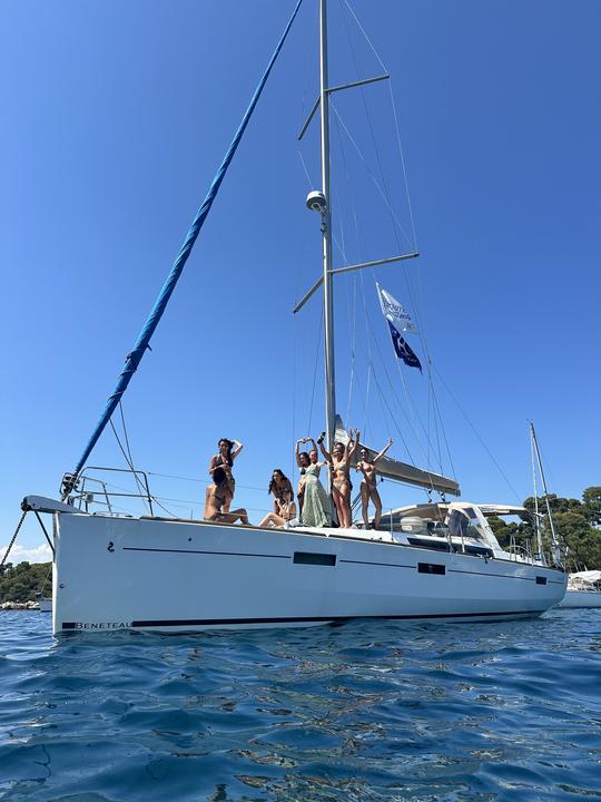 Beautiful Oceanis 45 Sailing French Riviera