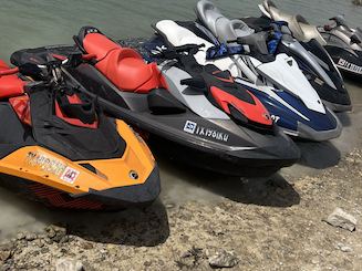 SeaDoo Premium Fast Jetskis with bluetooth audio rental canyon lake!