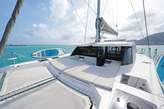 Alquiler de catamarán de lujo en St Maarten, St Barth y Anguila