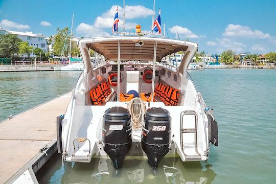 Buckle up for an adrenaline-fueled speedboat tour to Phi Phi Islands!