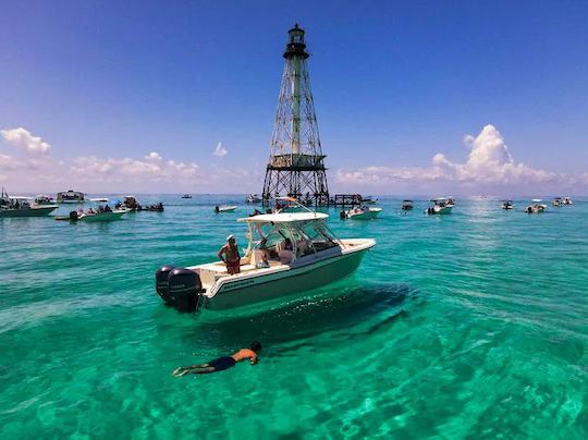 BATEAU #1 DANS LES FLORIDA KEYS - GRADY WHITE