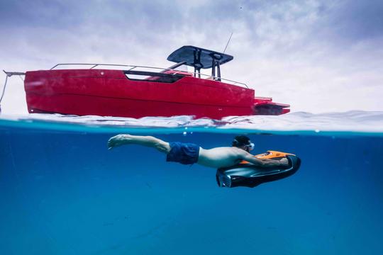 Seabob Bombardier Sti en Santa Eulalia del Río, España