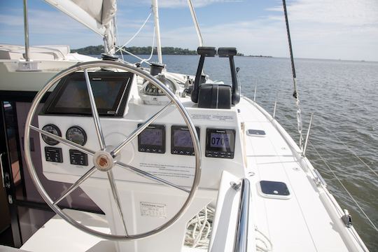 CATAMARÁN FOUNTAINE PAJOT HELIA 44