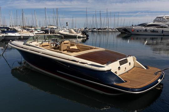 Chris Craft Corsair 25 Powerboat for 8 people