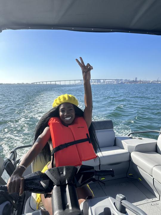 La mejor experiencia de alquiler de pontones Sea Doo en San Diego