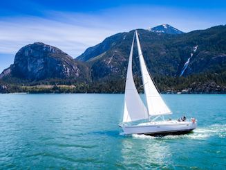 Frete privado com tripulação | Navegue pelo lendário vento de Howe Sound | Squamish, BC