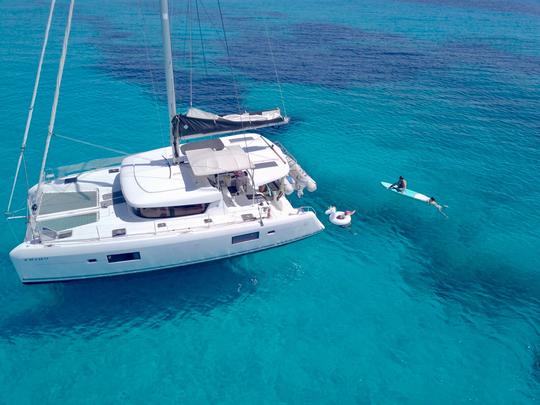 42ft Spacious Lagoon Catamaran in Cruz de Huanacaxtle, Nayarit 