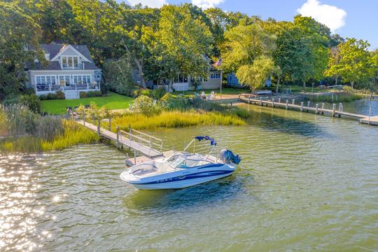 North Fork Land & Sea: Perfect Southwind 2400SD for Sun, Sea and Harbor Hopping!