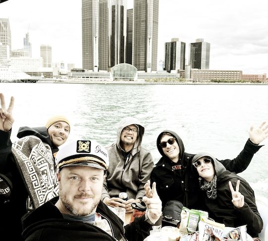 Concert Luxury Electric Cruise on the Detroit River