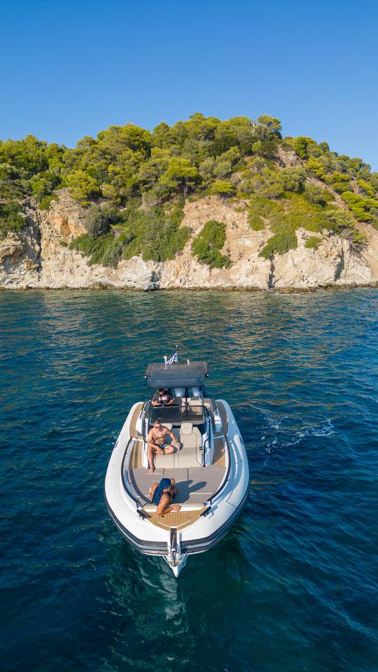 Feel The Energy And Luxury Of Cruising Around The Aegean Sea With “Kimothoi”.