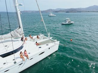 Why Not Oceanic Experience- Luxury Fountaine Pajot 61 feet in Flamingo