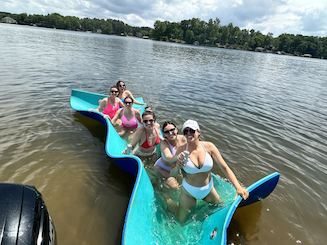 2022 Pontoon Party Boat on Lake Norman